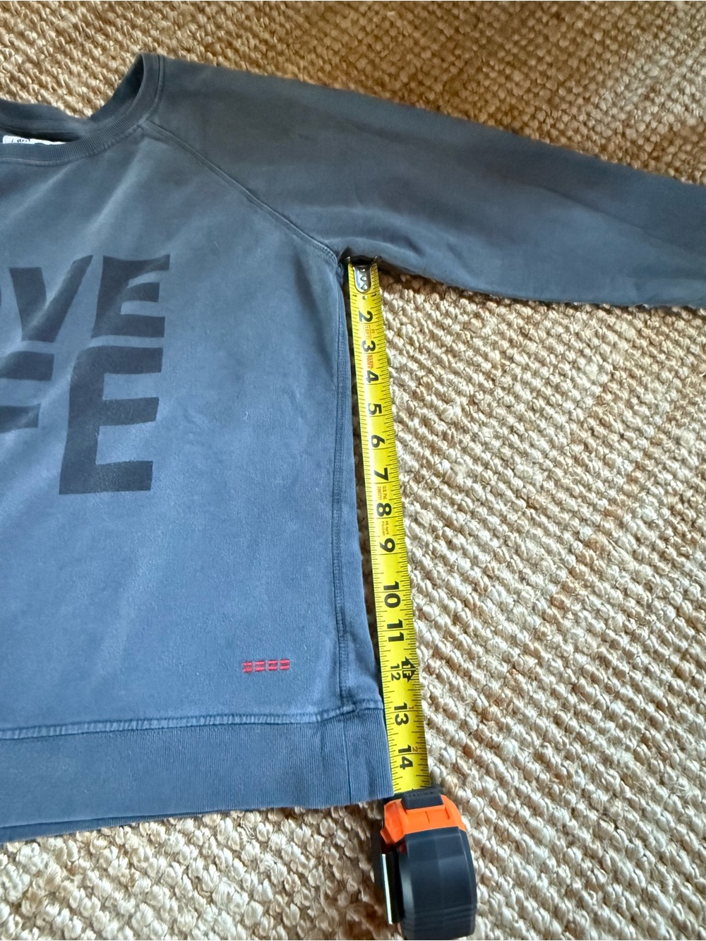 ⚜️ PEACE  LOVE  WORLD  GRAY SWEATSHIRT SIZE SMALL ⚜️ - Picture 8 of 10